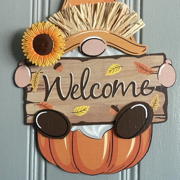 Brand NWT- 16” Precious- Wooden- Welcome- Gnome Fall Decor Sign w/ Metal 🍁🌻 - Picture 7 of 17